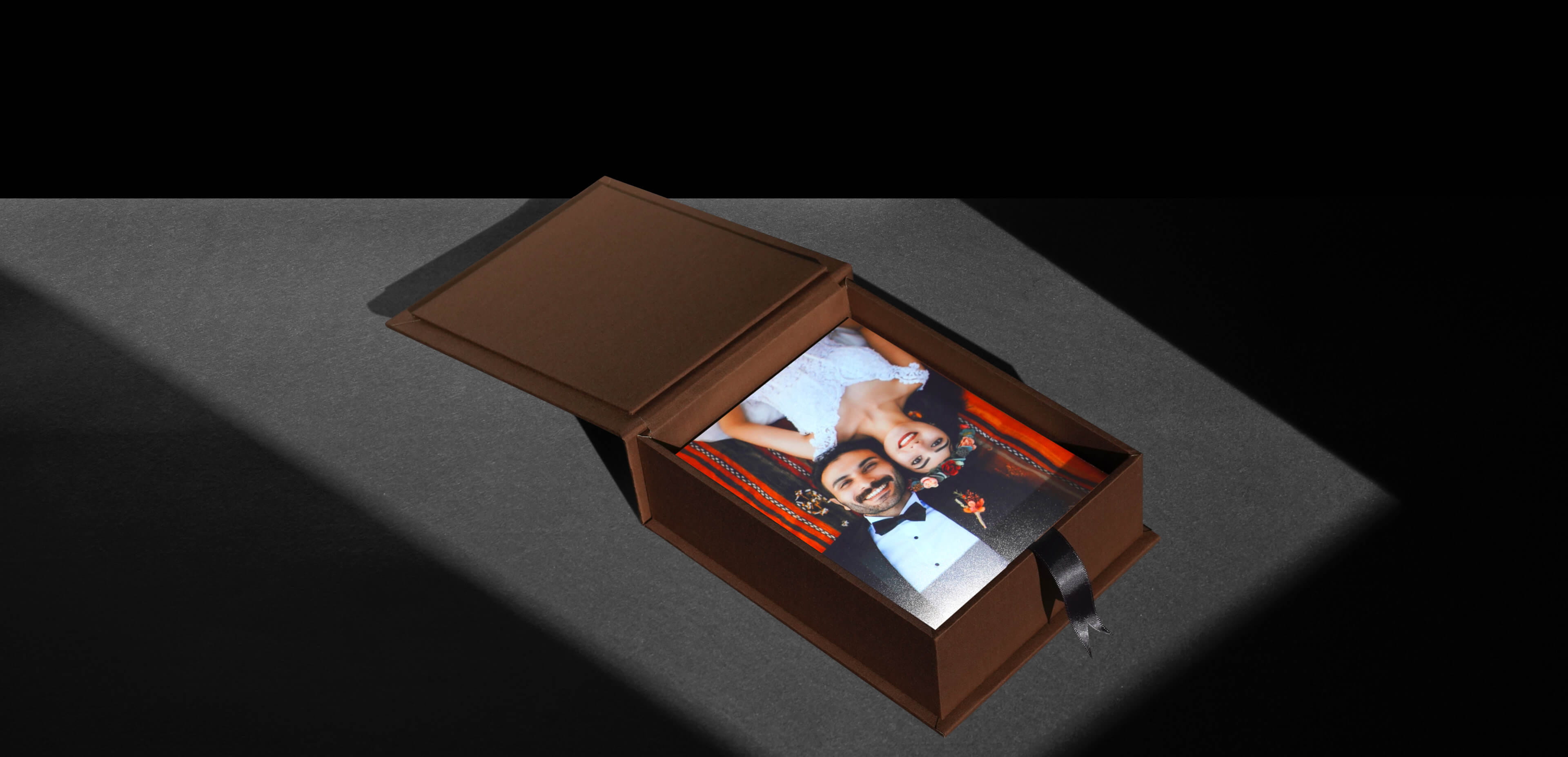 photo prints inside folio box