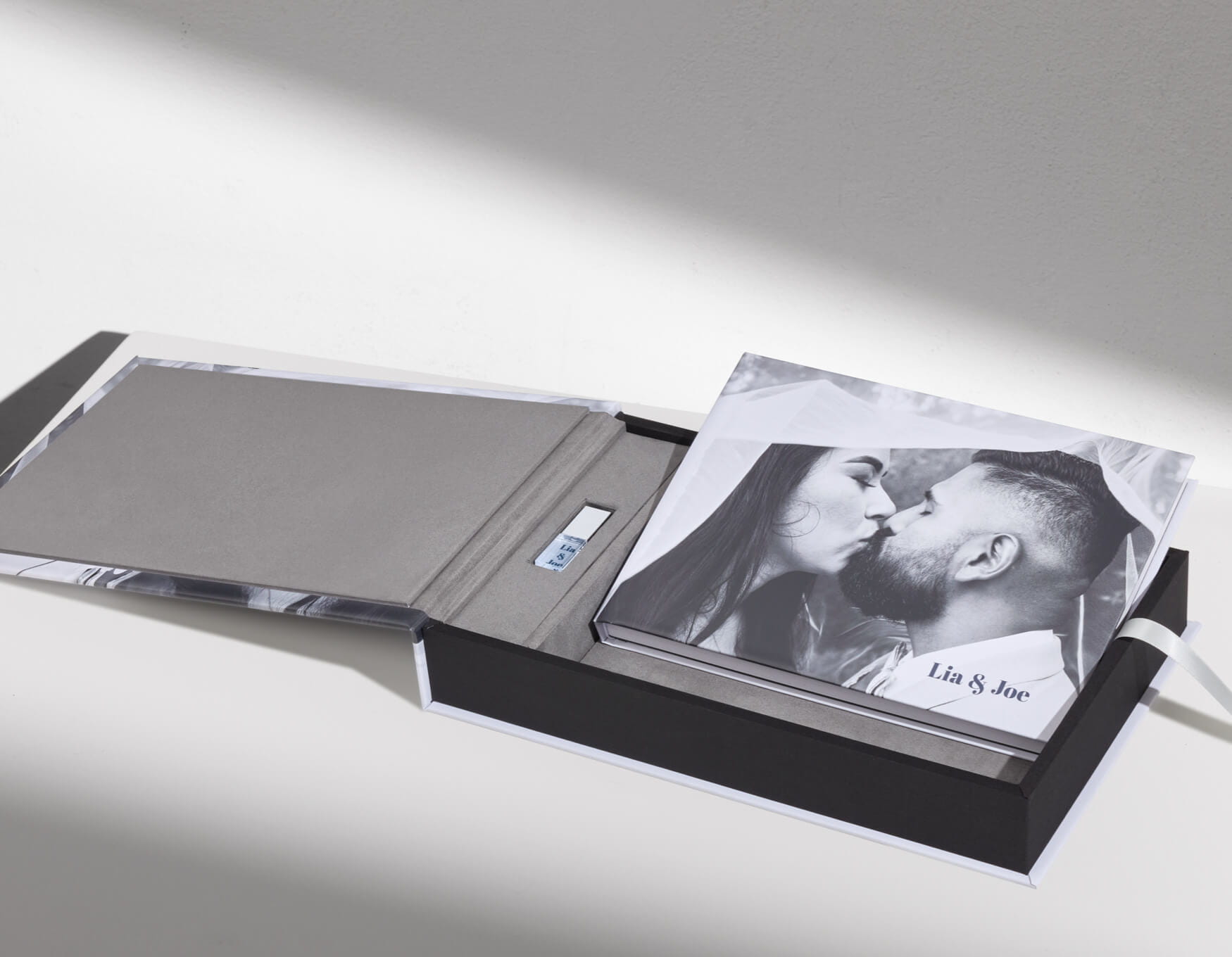 Image-box-album-usb-sets-1-875px.jpg