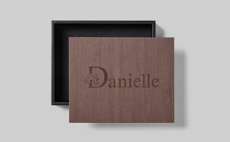 essence-box-Leatherette-Cover