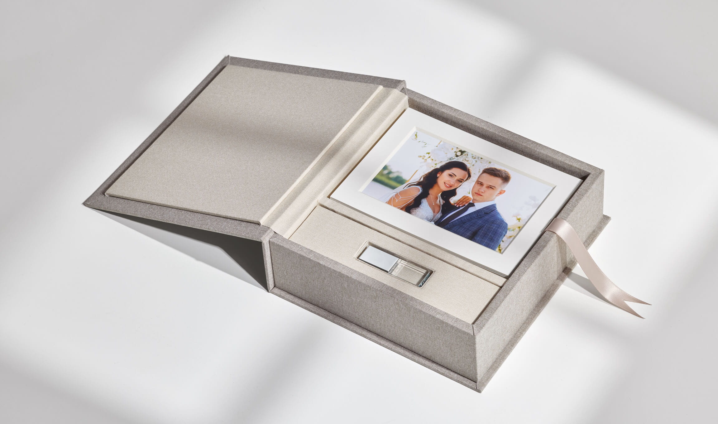 folio-box-prints-usb-set-1-1920px.jpg