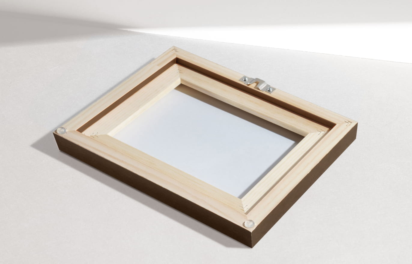 Framed Canvas | Print Your Photos Professionally | Zno™