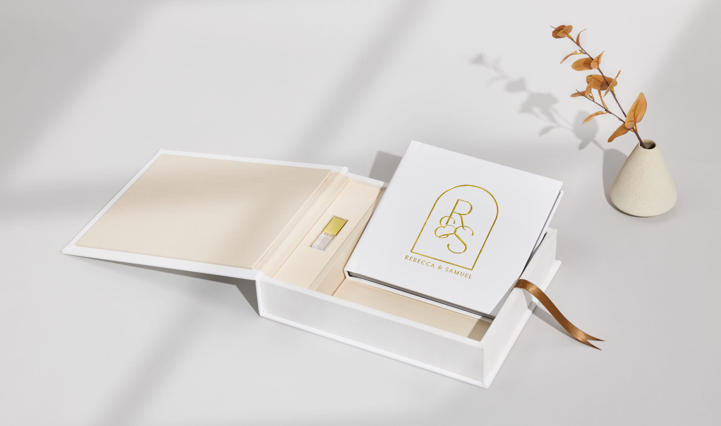 presentation-box-album-usb-set-1-1920px.jpg