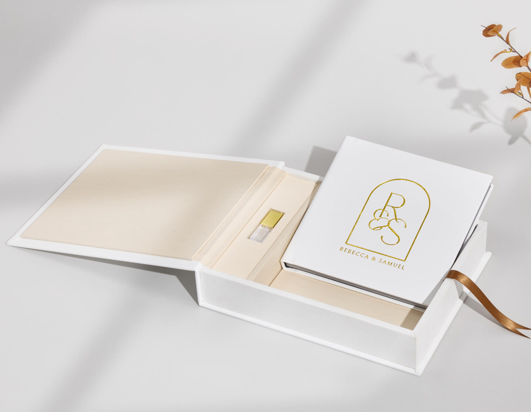 presentation-box-album-usb-set-1-875px.jpg